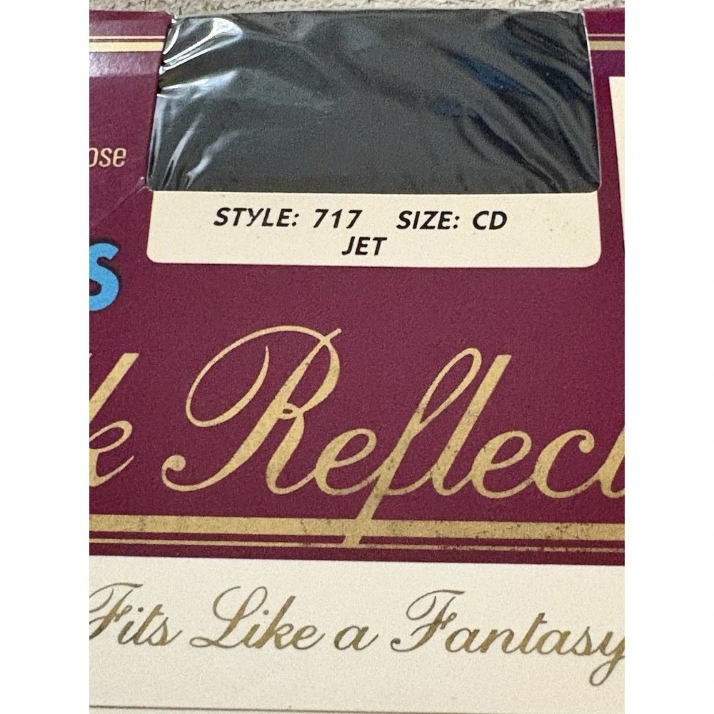 Vintage 1989 Hanes Silk Reflections Pantyhose